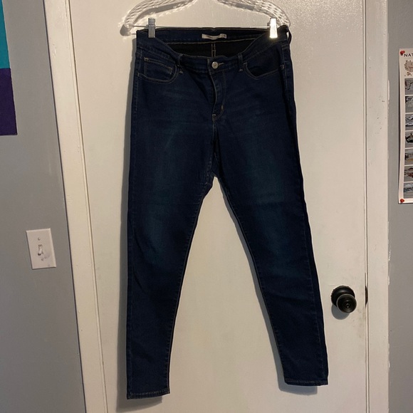 Levi’s Jean 710 Super Skinny Size 32 - Picture 1 of 2